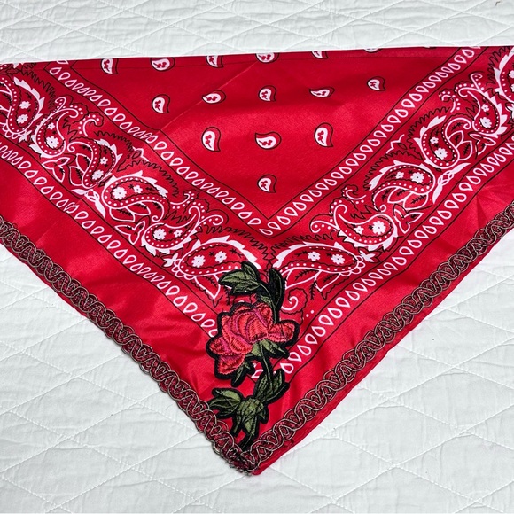 Bandana Neck Scarf OOAK Handmade With Embroidered patch Floral and Lace - Picture 10 of 11